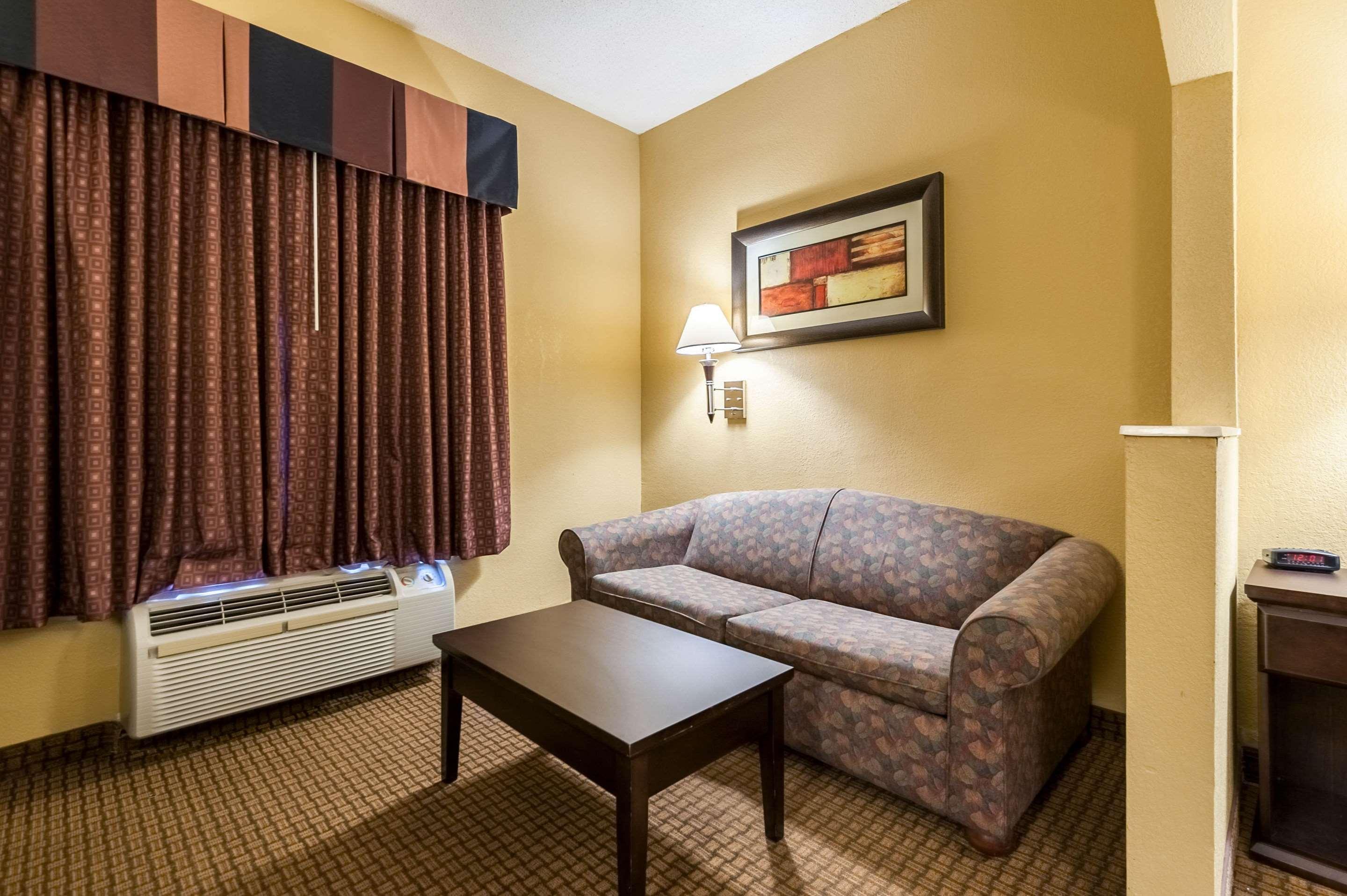 Quality Inn & Suites Lafayette Kültér fotó