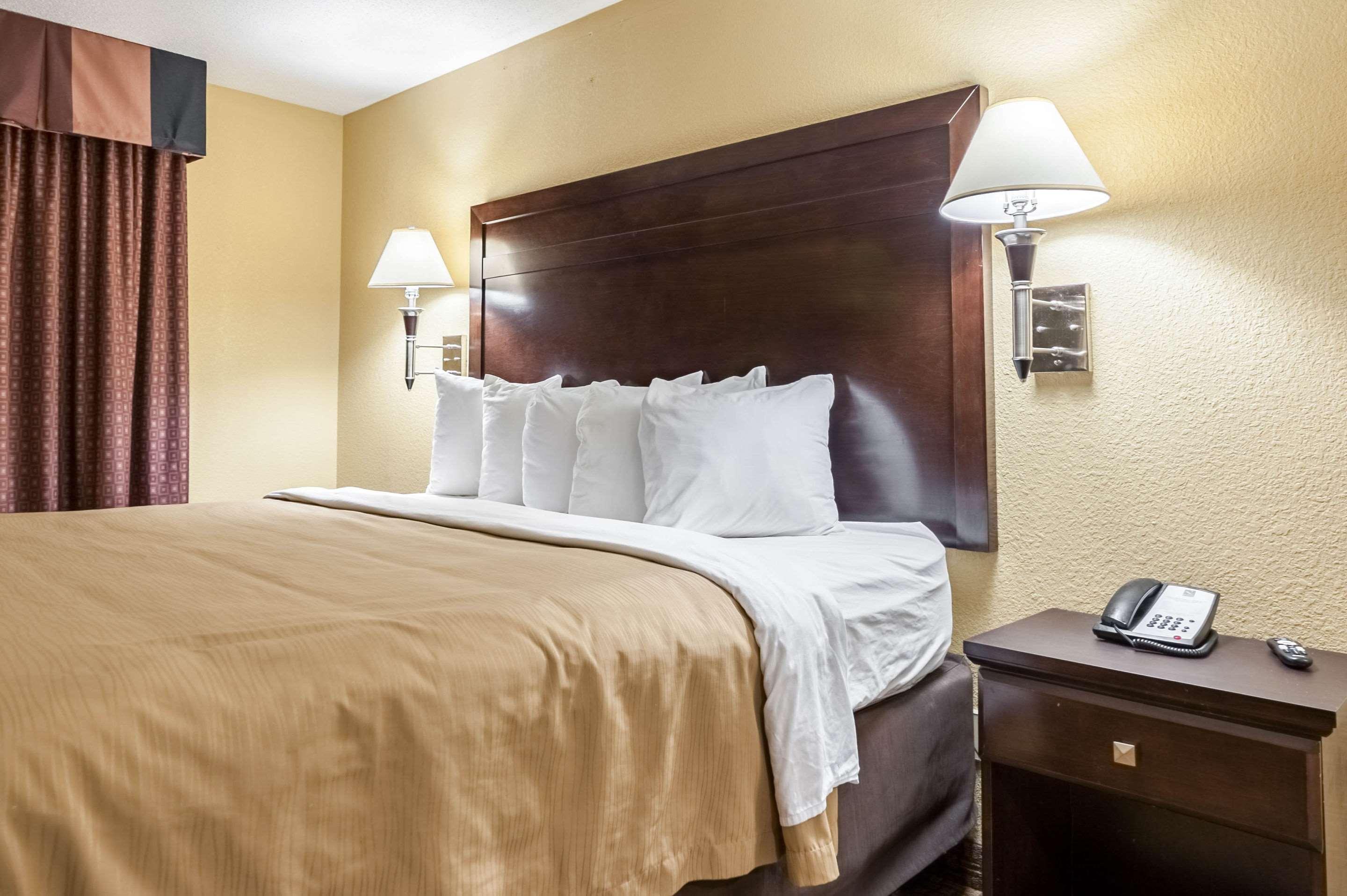 Quality Inn & Suites Lafayette Kültér fotó