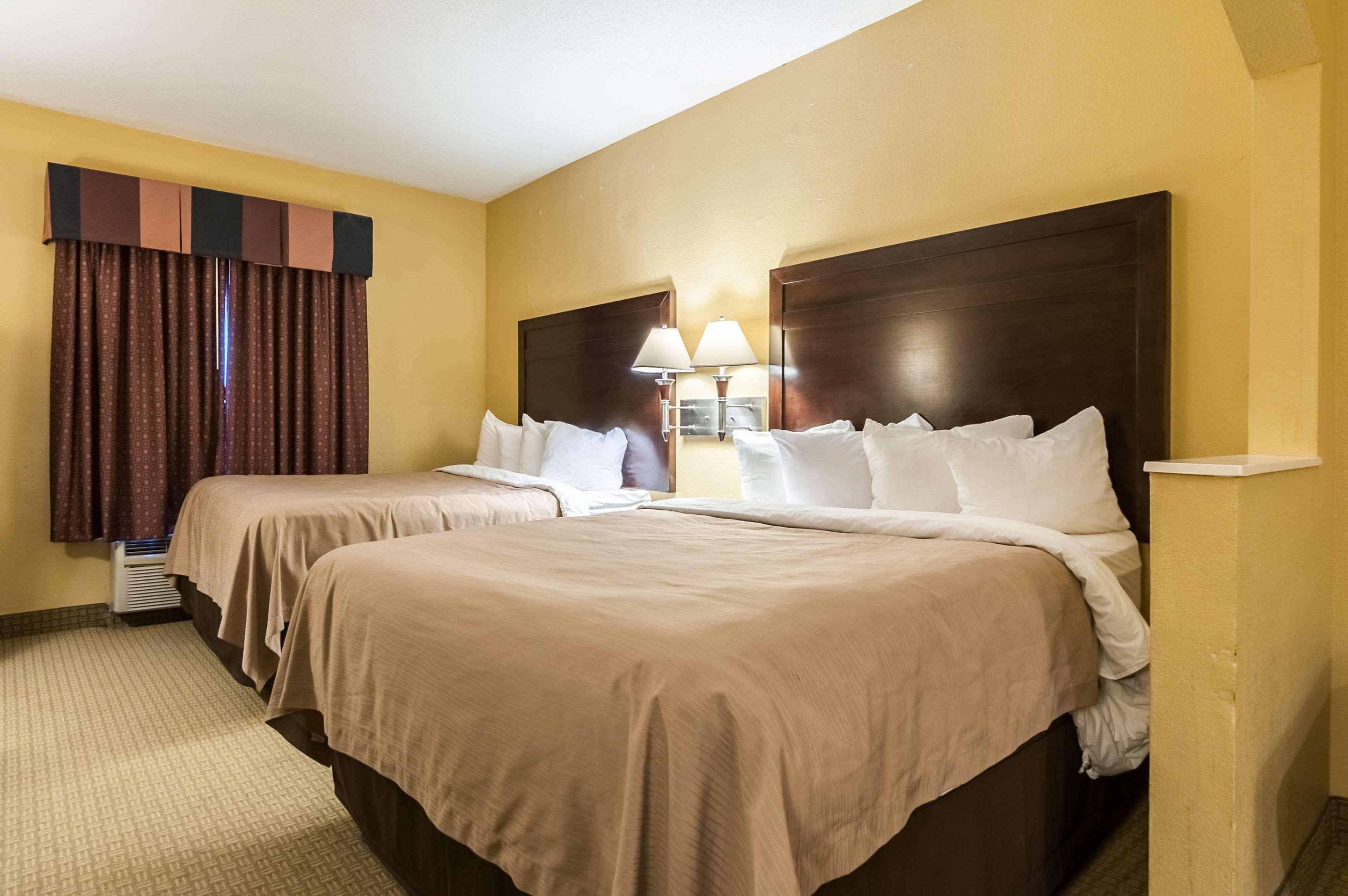Quality Inn & Suites Lafayette Kültér fotó