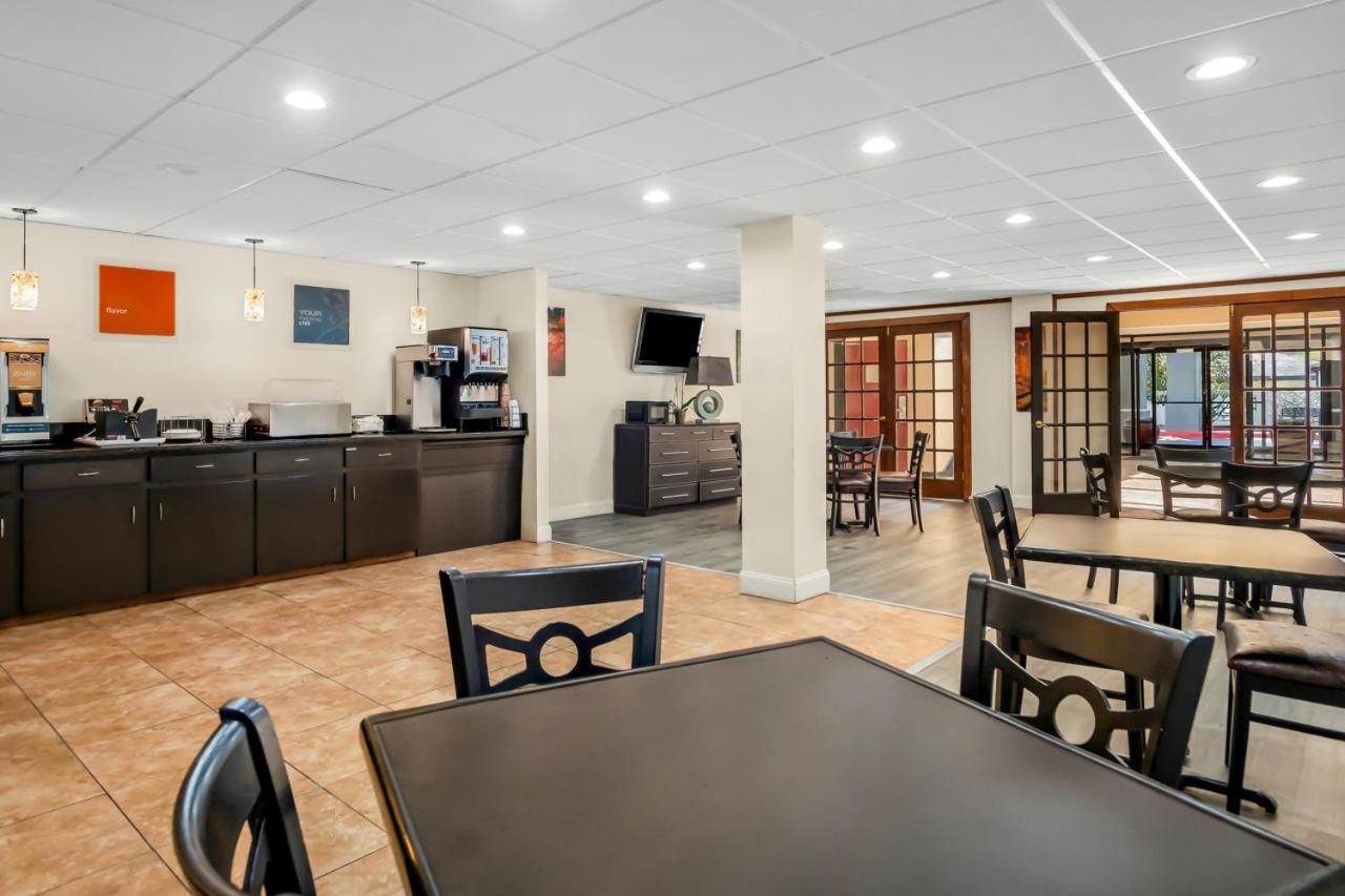 Quality Inn & Suites Lafayette Kültér fotó